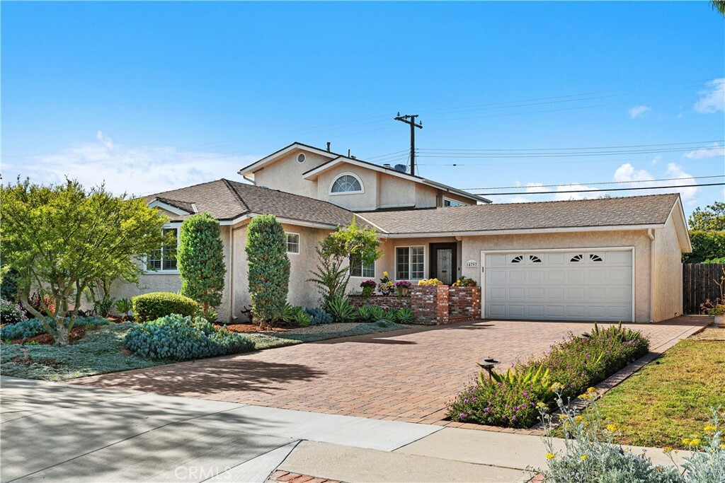 Property Photo:  14797 Gardenhill Drive  CA 90638 