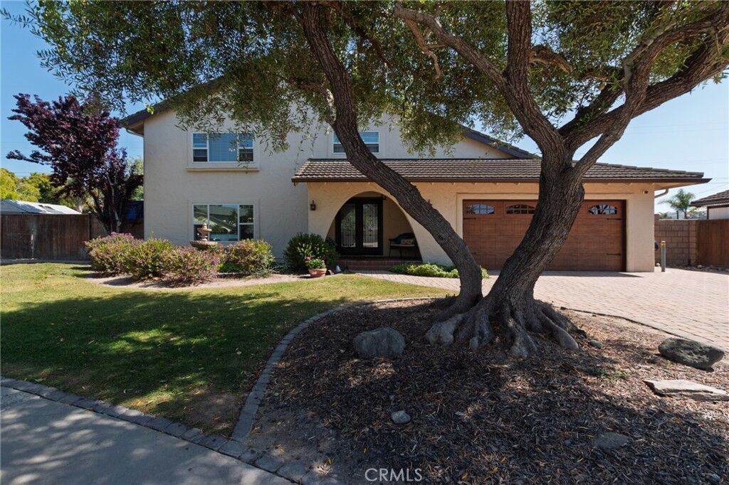 Property Photo:  482 Doverlee Drive  CA 93455 