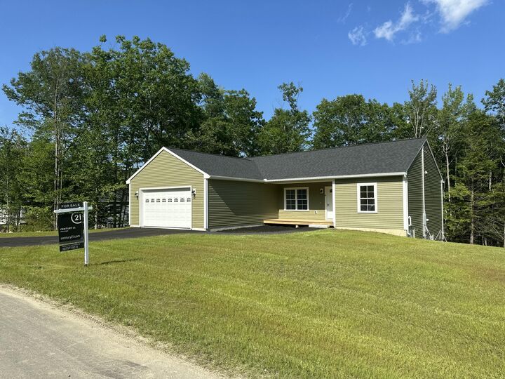 Property Photo: 4 Lochview Drive ME 04240