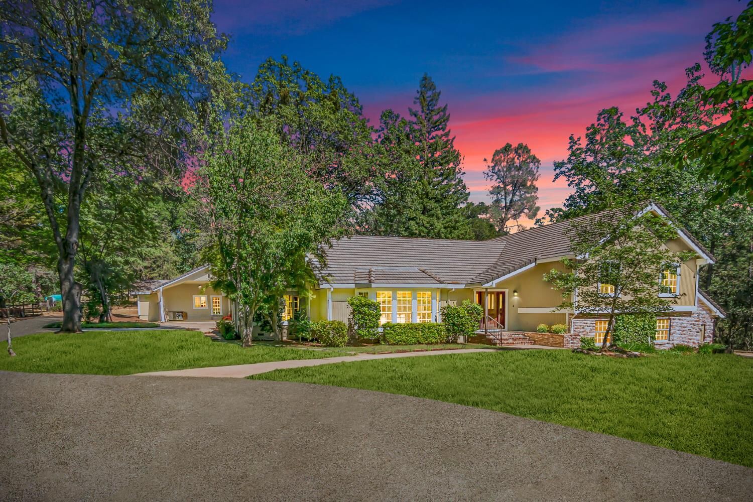 Property Photo:  1000 Squirrel Creek Place  CA 95602 