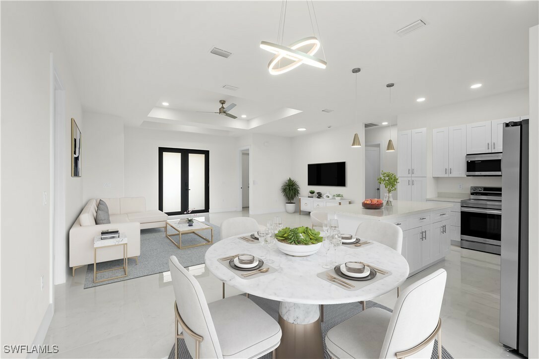 Property Photo:  2811 27th Street SW  FL 33976 