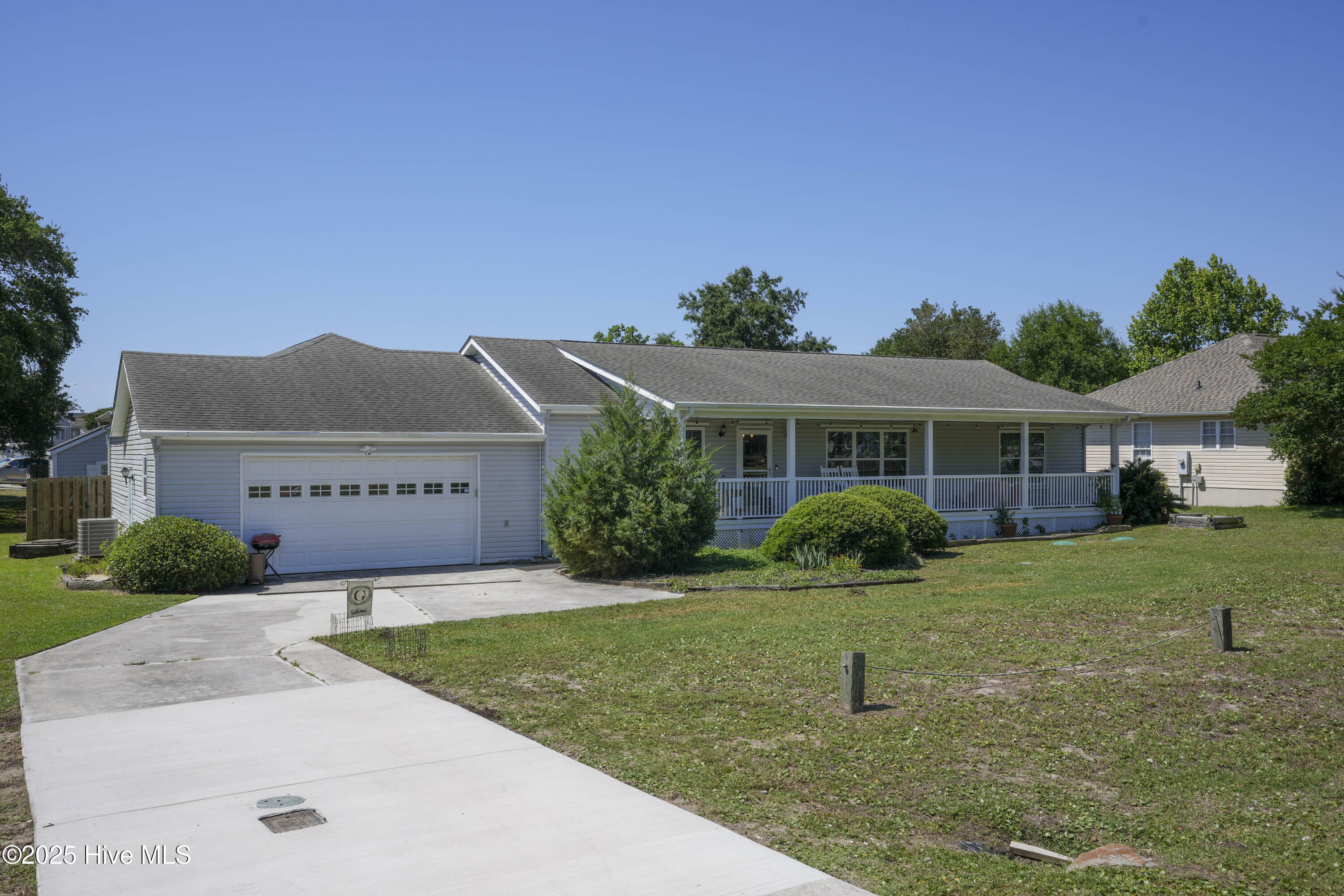 Property Photo: 18 Bay Drive NC 28460