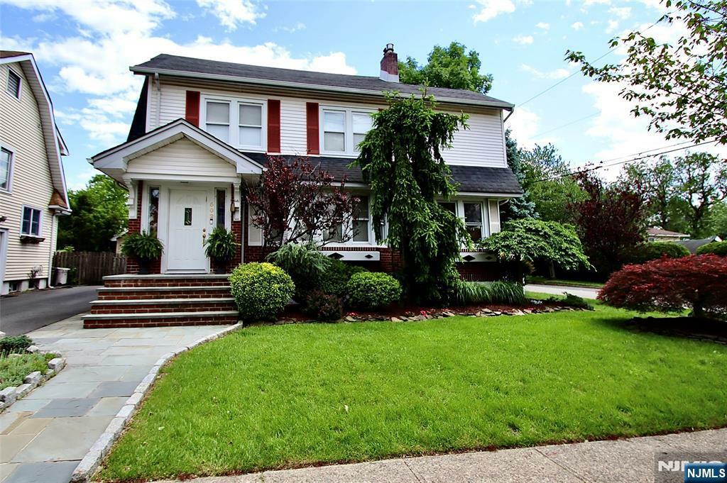Property Photo:  5-02 Morlot Avenue  NJ 07410 
