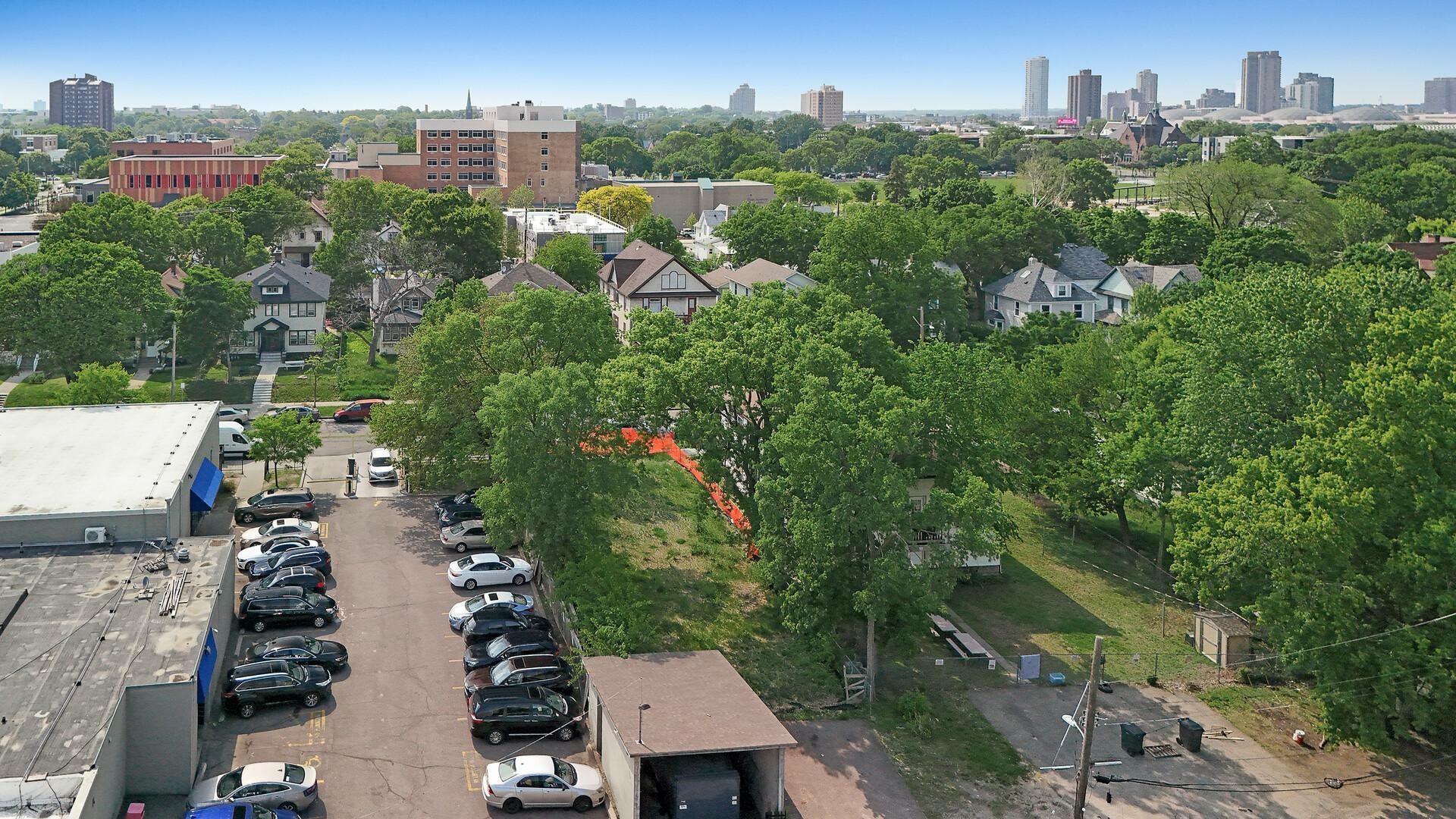 Property Photo: 2221 Elliot Avenue MN 55404
