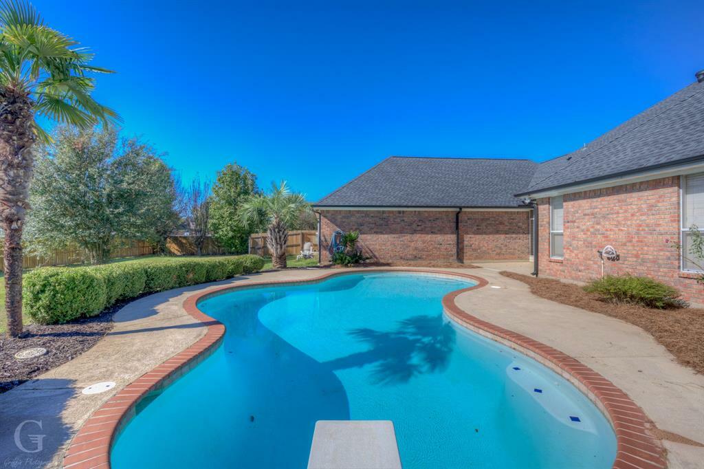 Property Photo: 510 Weavers Way LA 71111