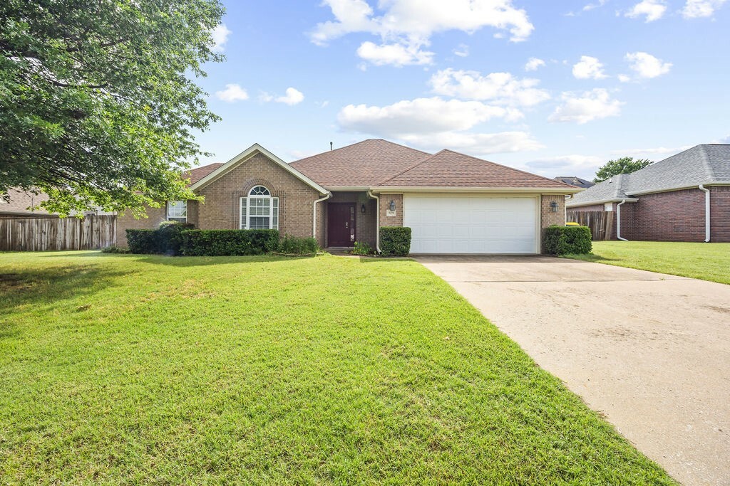 809 Irelan  Lowell AR 72745 photo