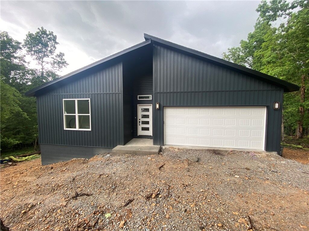 Property Photo:  4 Exbury Lane  AR 72714 