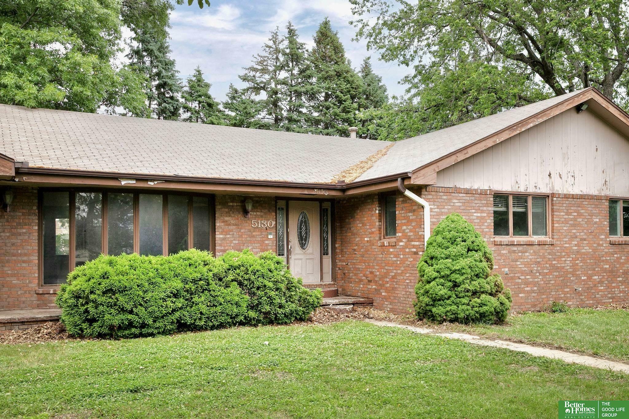 Property Photo: 5130 O Street NE 68117