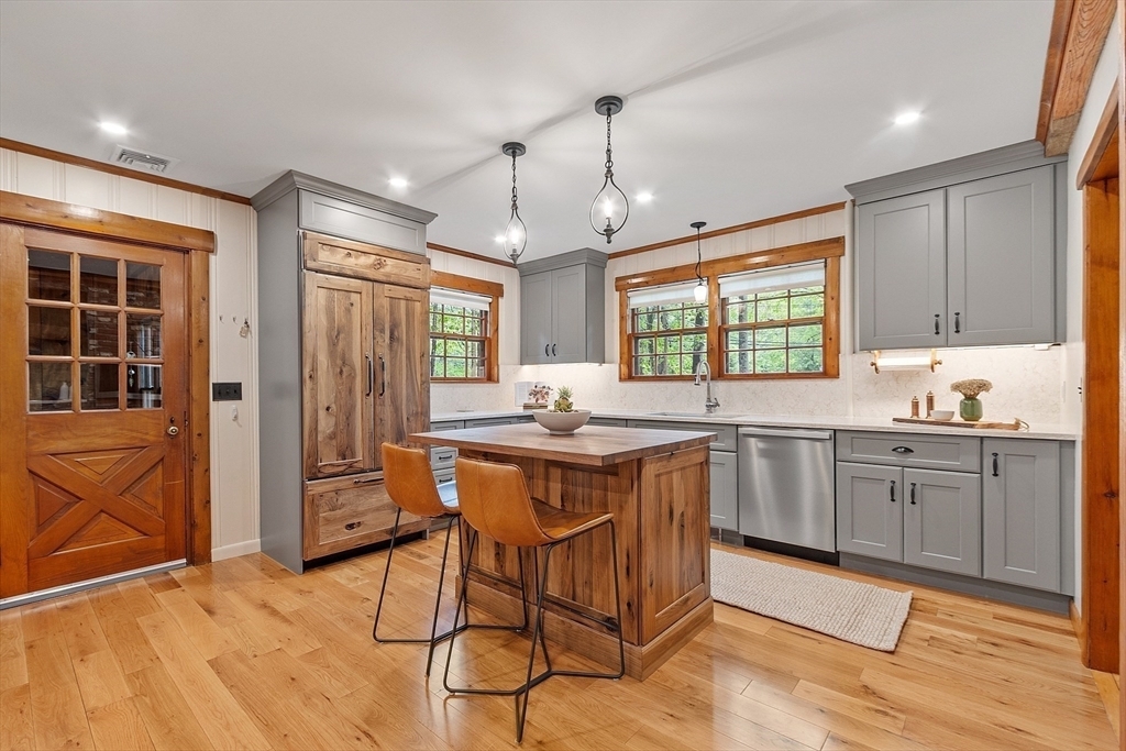 Property Photo: 6 North St MA 01720