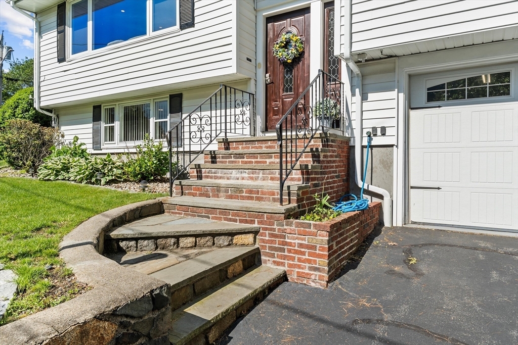 Property Photo:  29 Copeland Road  MA 01904 
