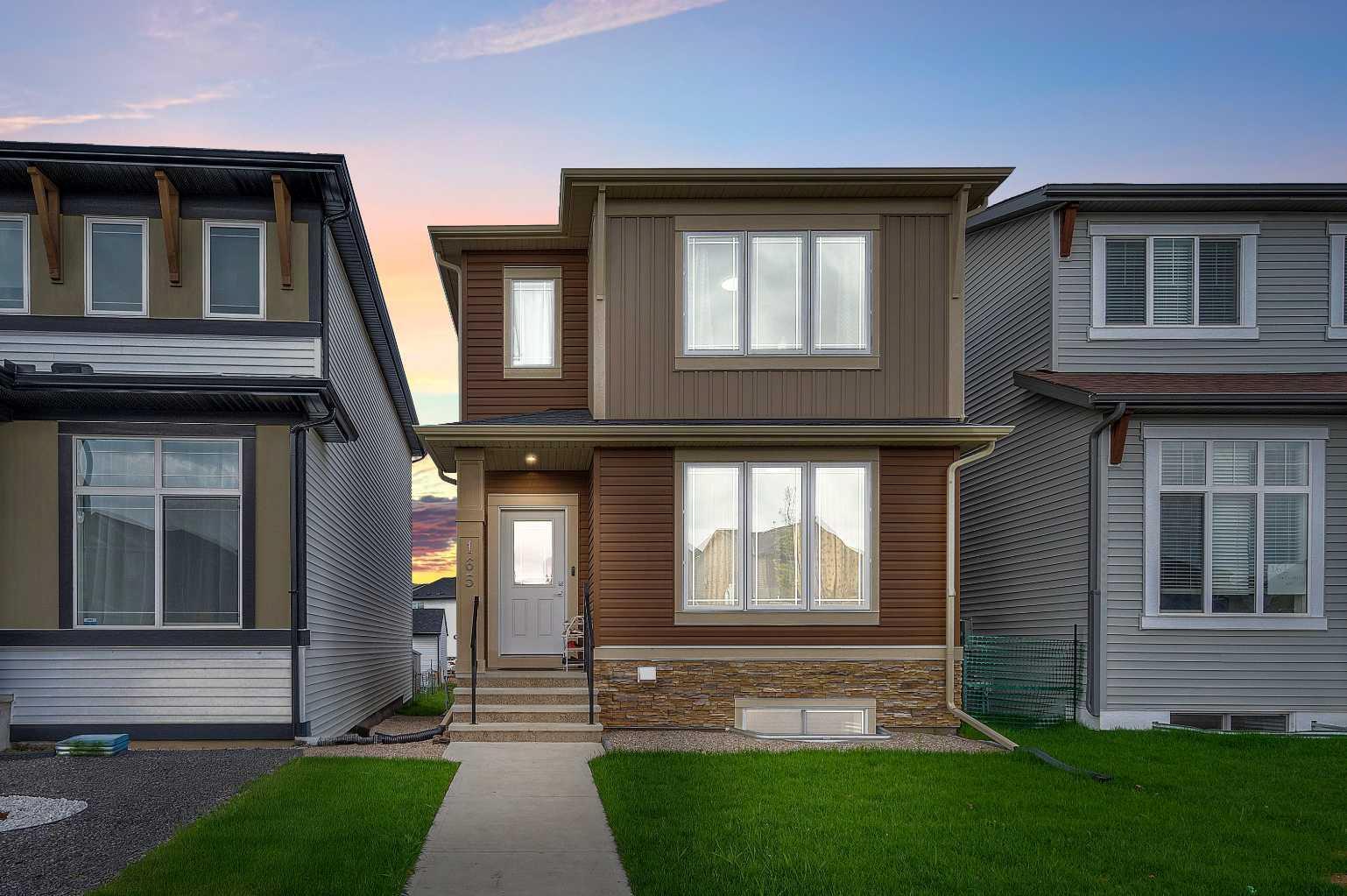 Property Photo: 165 Hotchkiss Way SE AB T3S 0G2