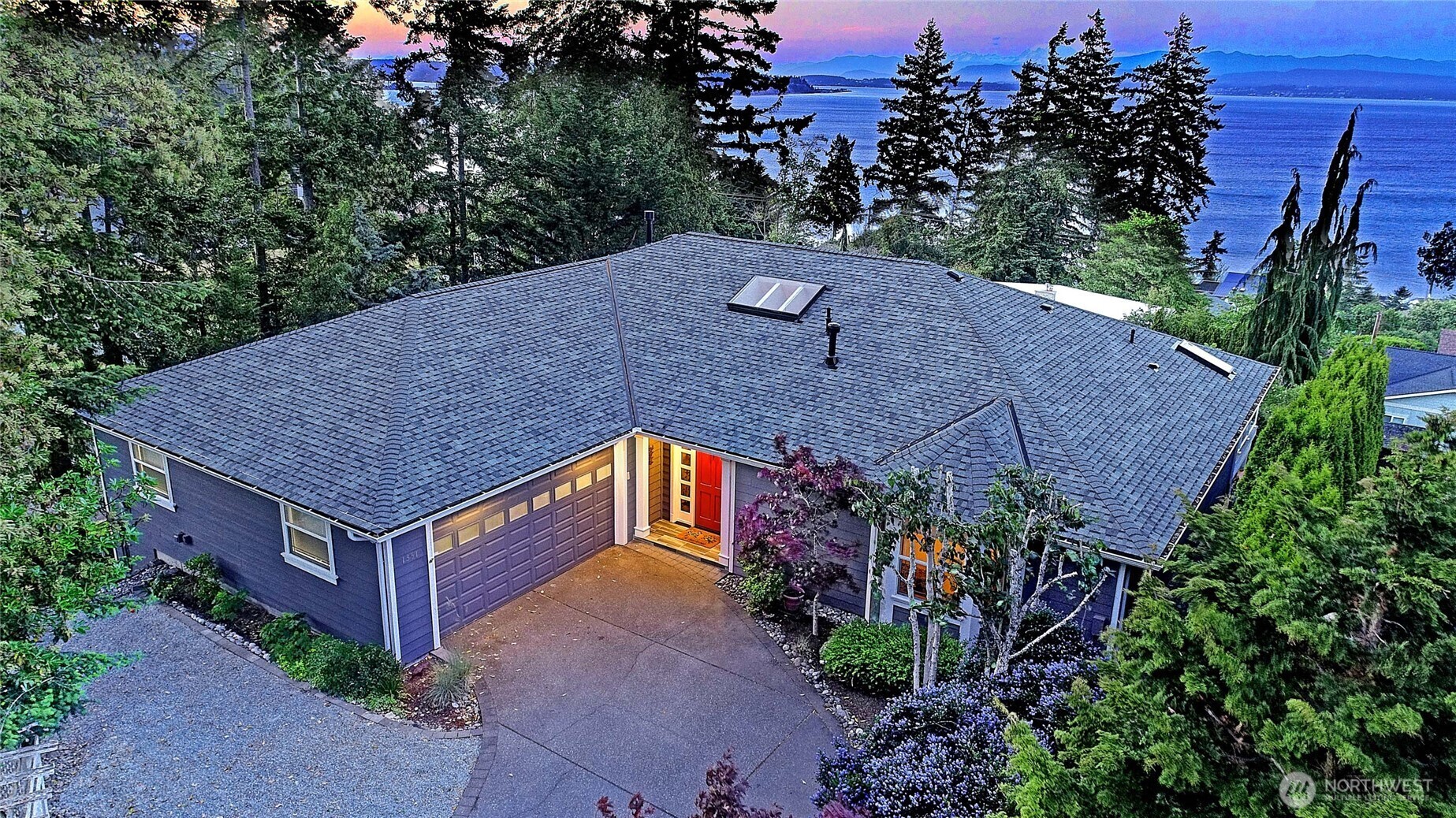 Property Photo: 1351 Crestview Drive WA 98282