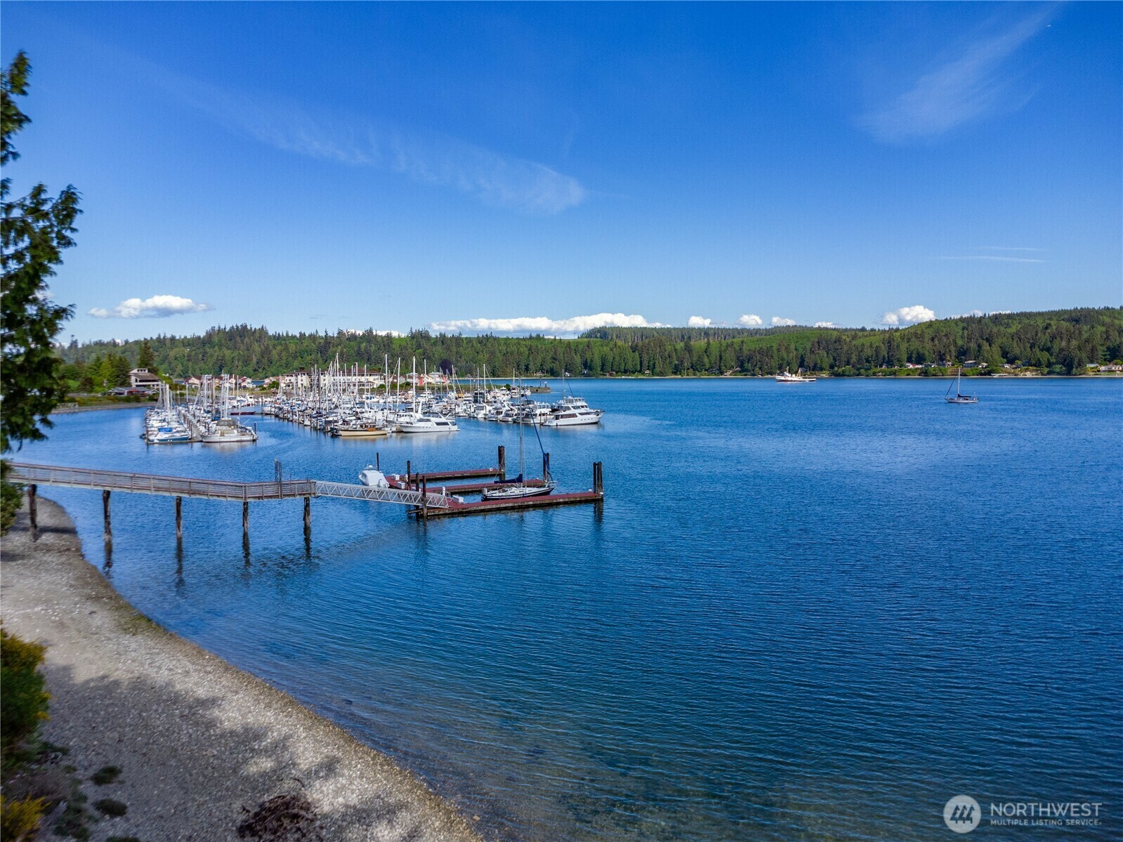 Property Photo: 41 North Bay Lane 1 WA 98365