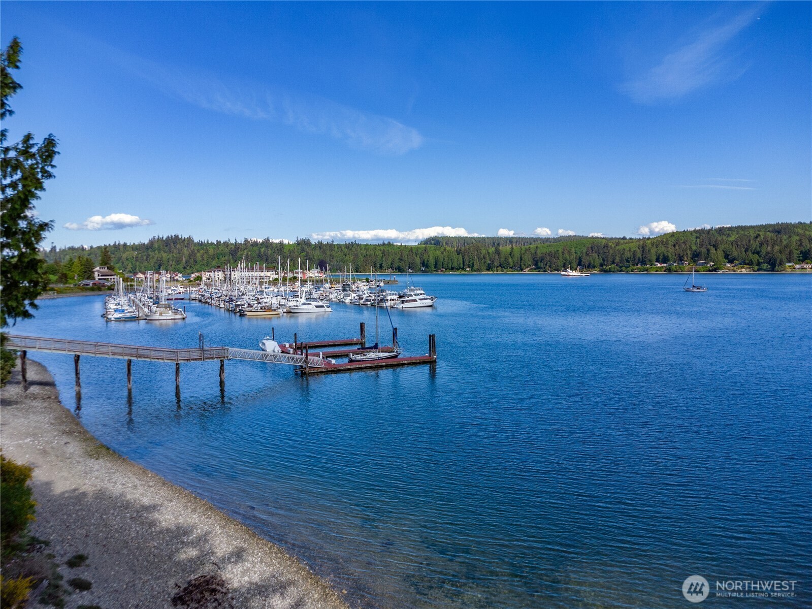 Property Photo:  41  North Bay Lane 1  WA 98365 