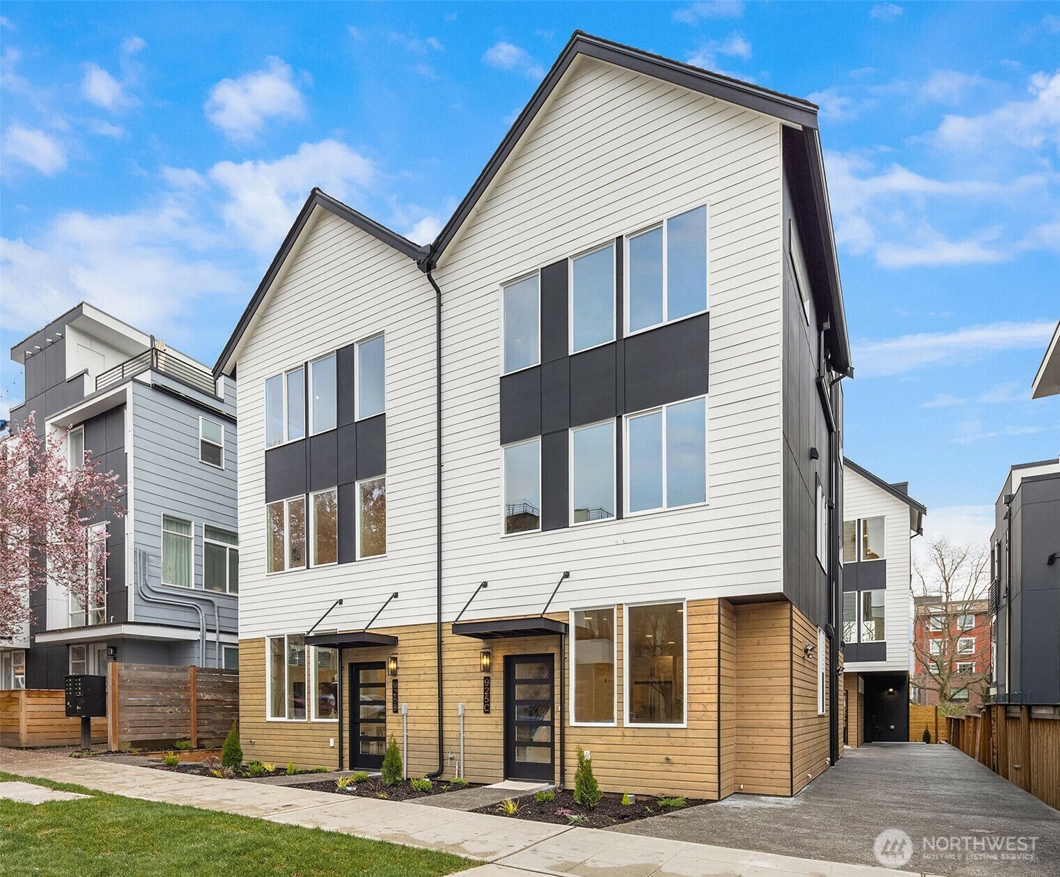 Property Photo: 923 NW 56th Street B WA 98107