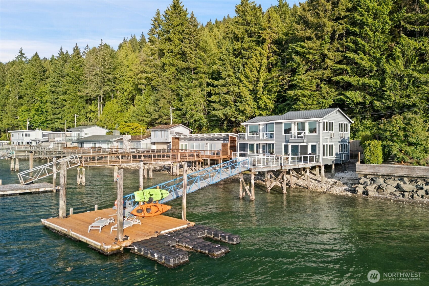 Property Photo: 9451 E State Route 106 WA 98592