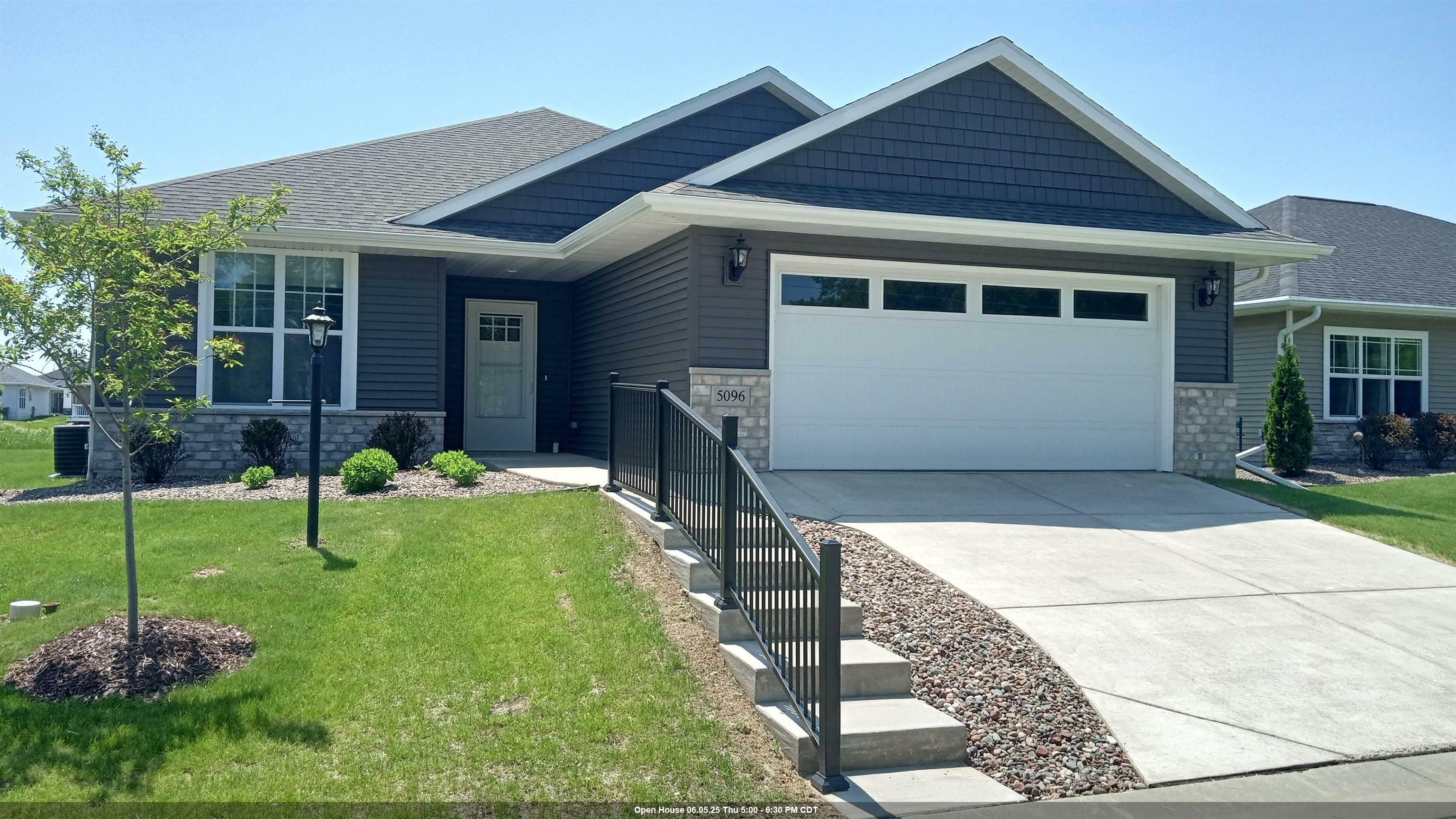 5096 N Milkweed Trail  Appleton WI 54913 photo