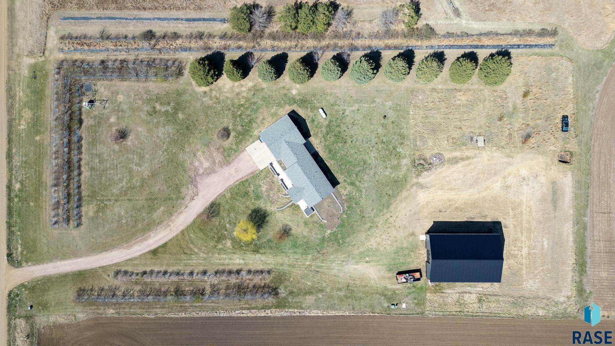 Property Photo: 25280 480th Ave SD 57030