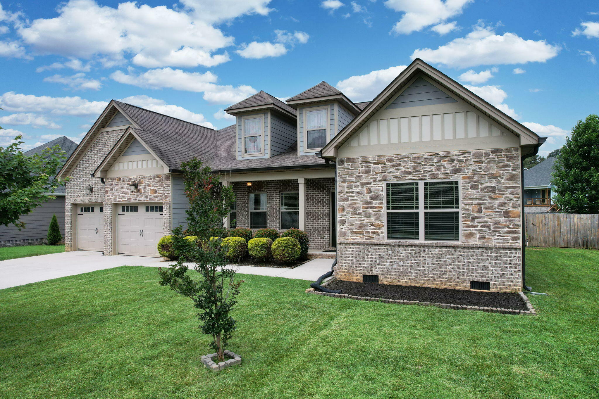 Property Photo: 210 Winding Glen Drive NW TN 37312