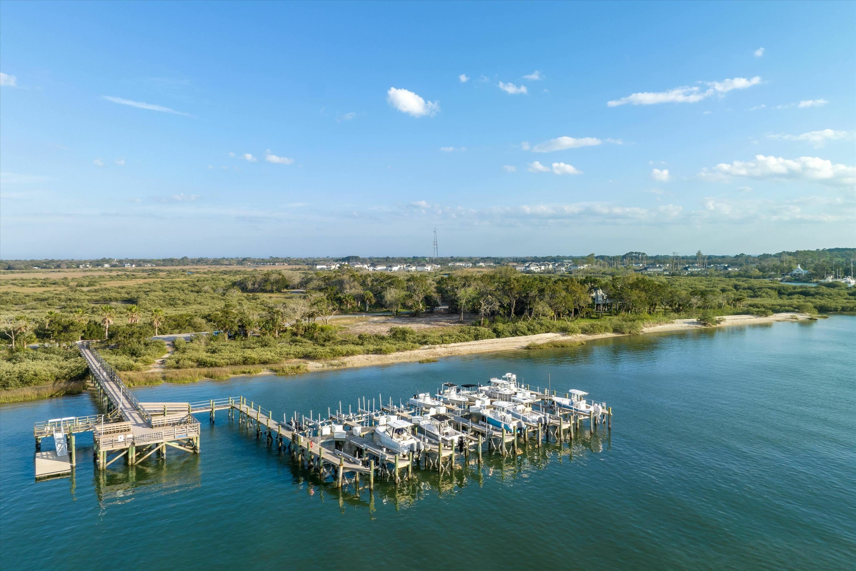 Property Photo: 228 Pelican Reef Dr FL 32080