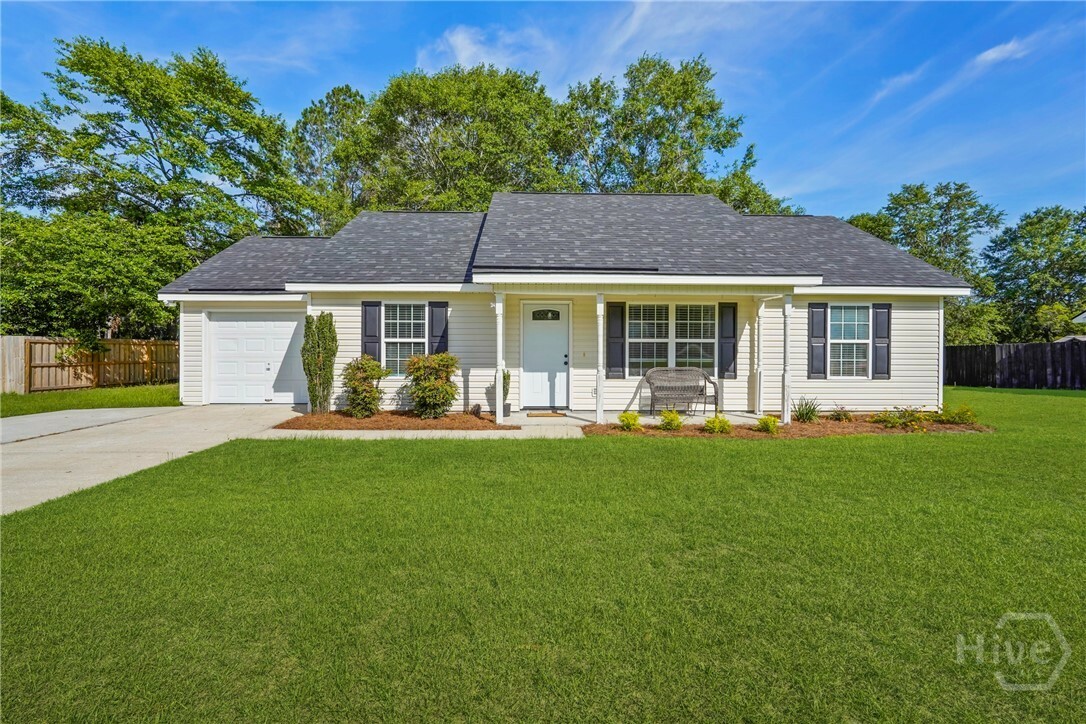 Property Photo: 210 Walker Drive GA 31312