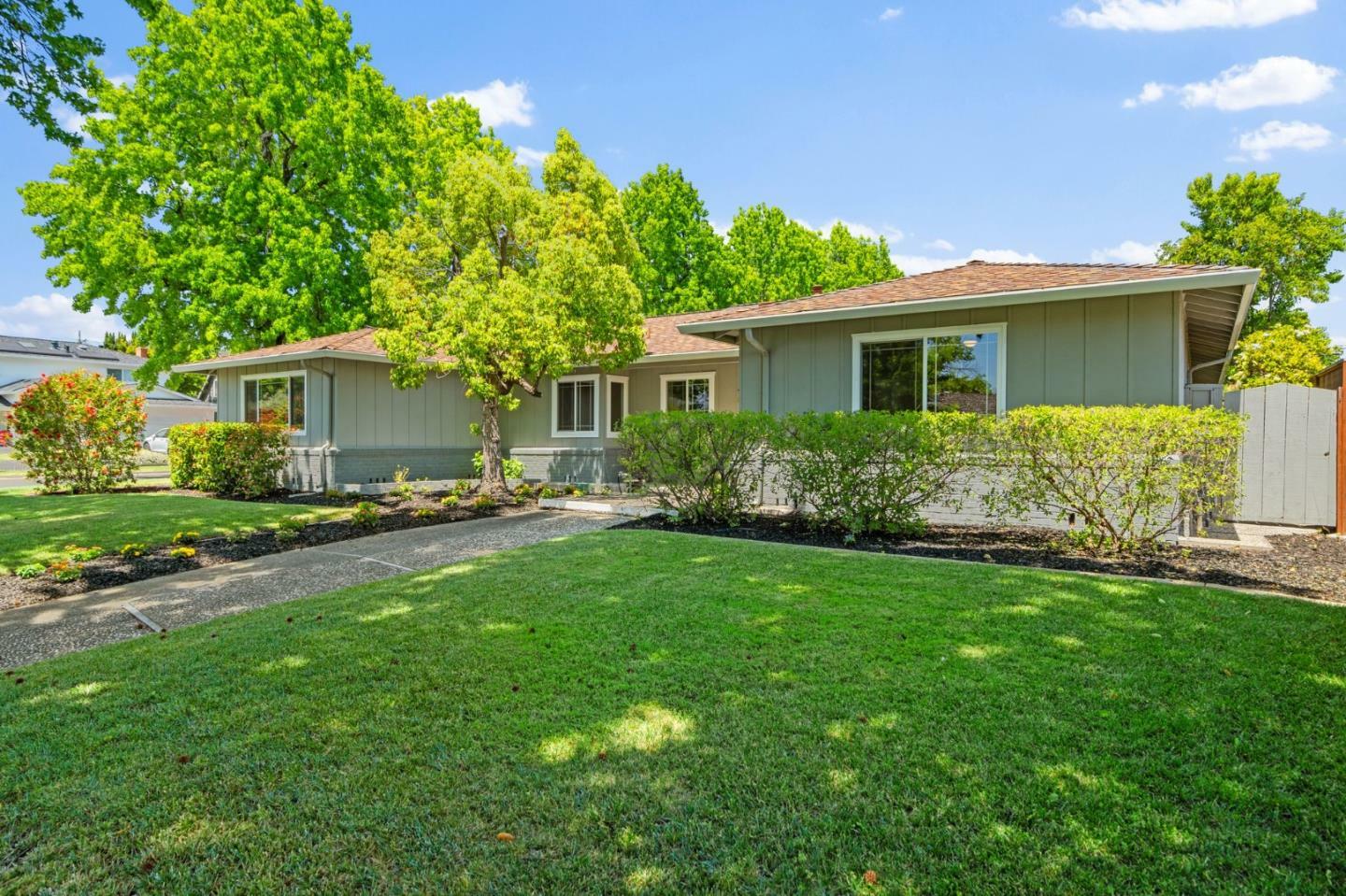Property Photo: 1729 Husted Avenue CA 95124