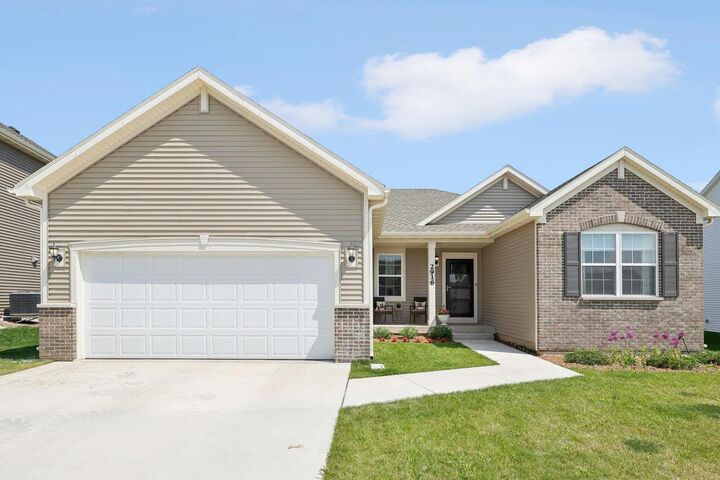 Property Photo:  2916 Jackson Street  WI 53589 
