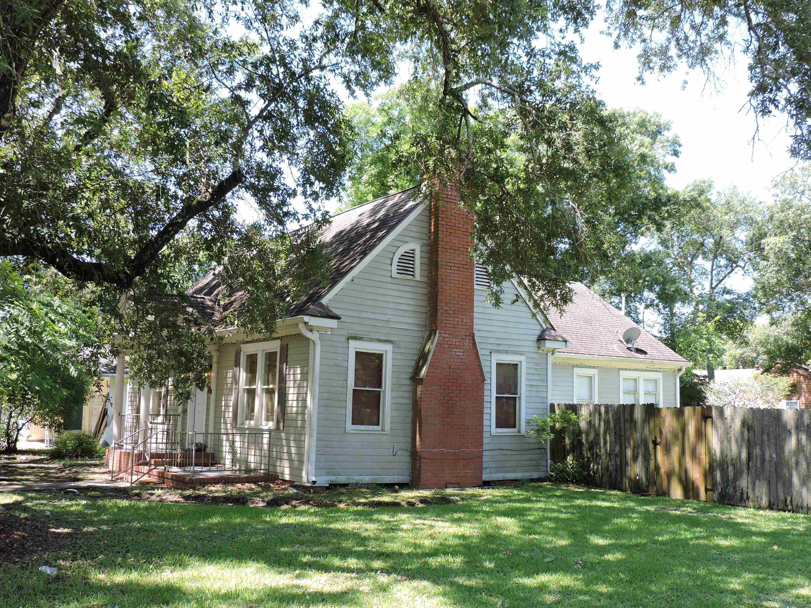 Property Photo: 4545 Hollywood Dr. TX 77642