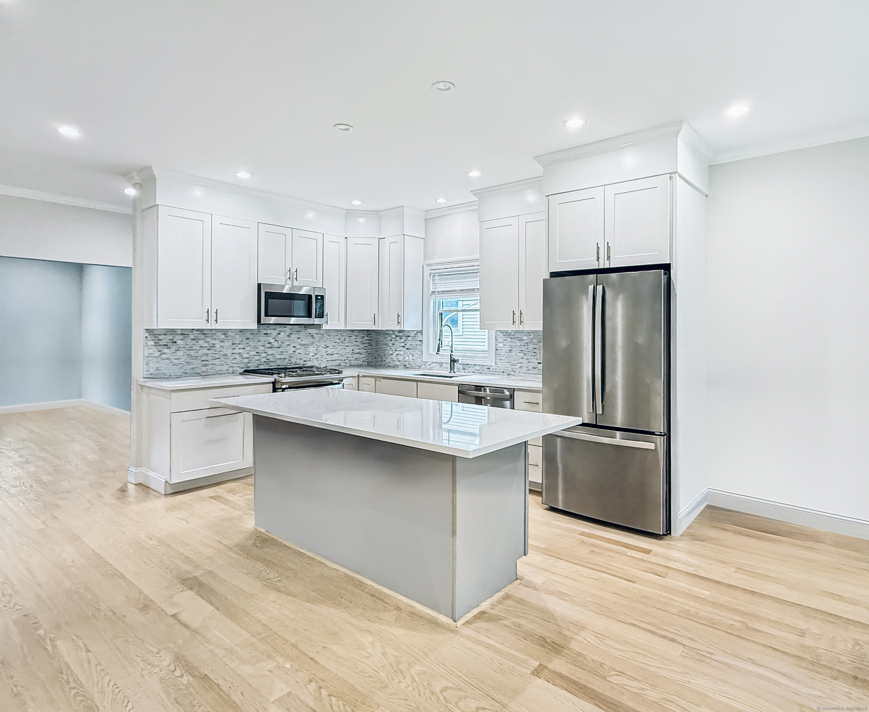 Property Photo: 15 Oak Street CT 06880