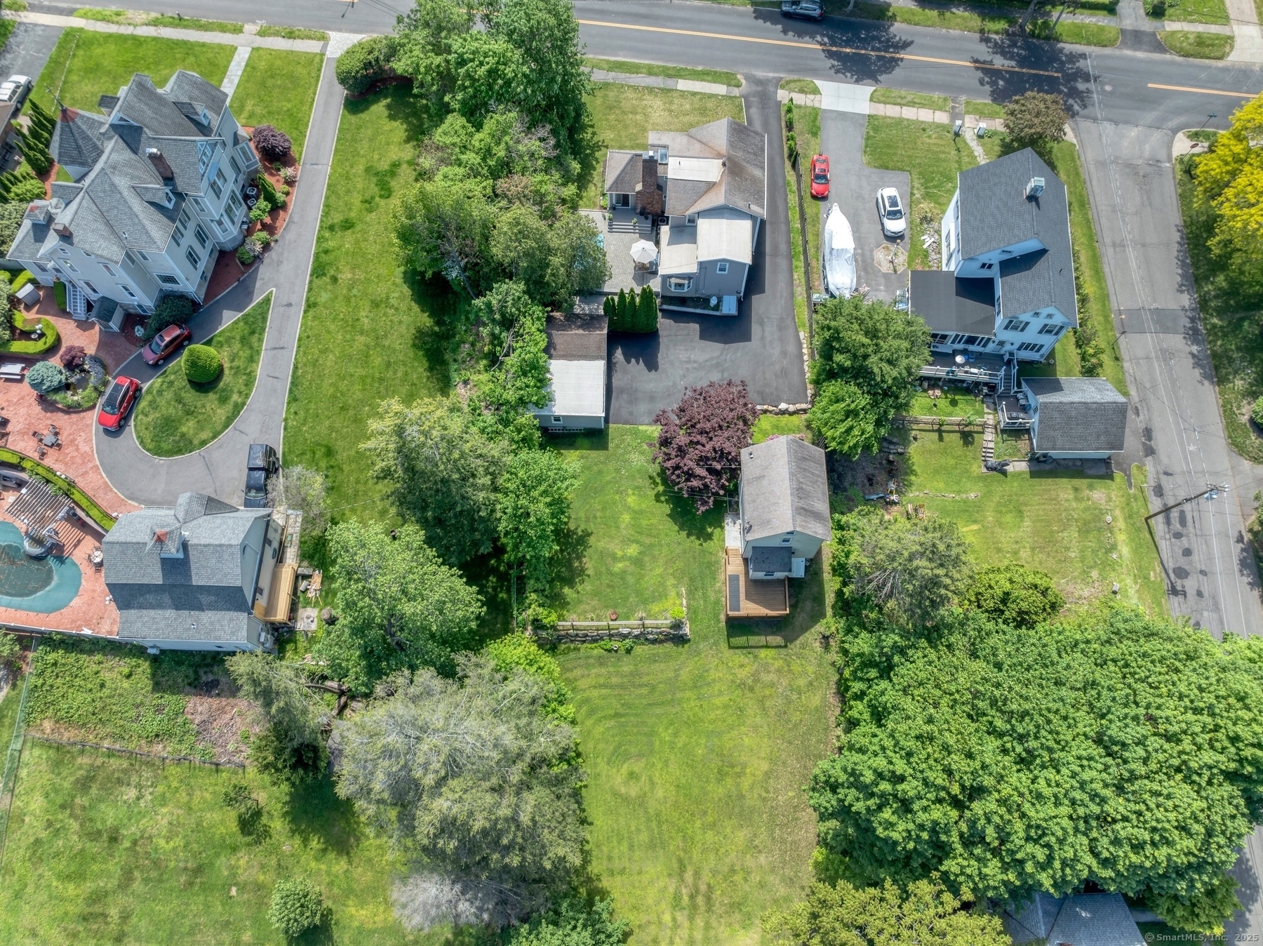 Property Photo: 35 Deer Hill Avenue CT 06810