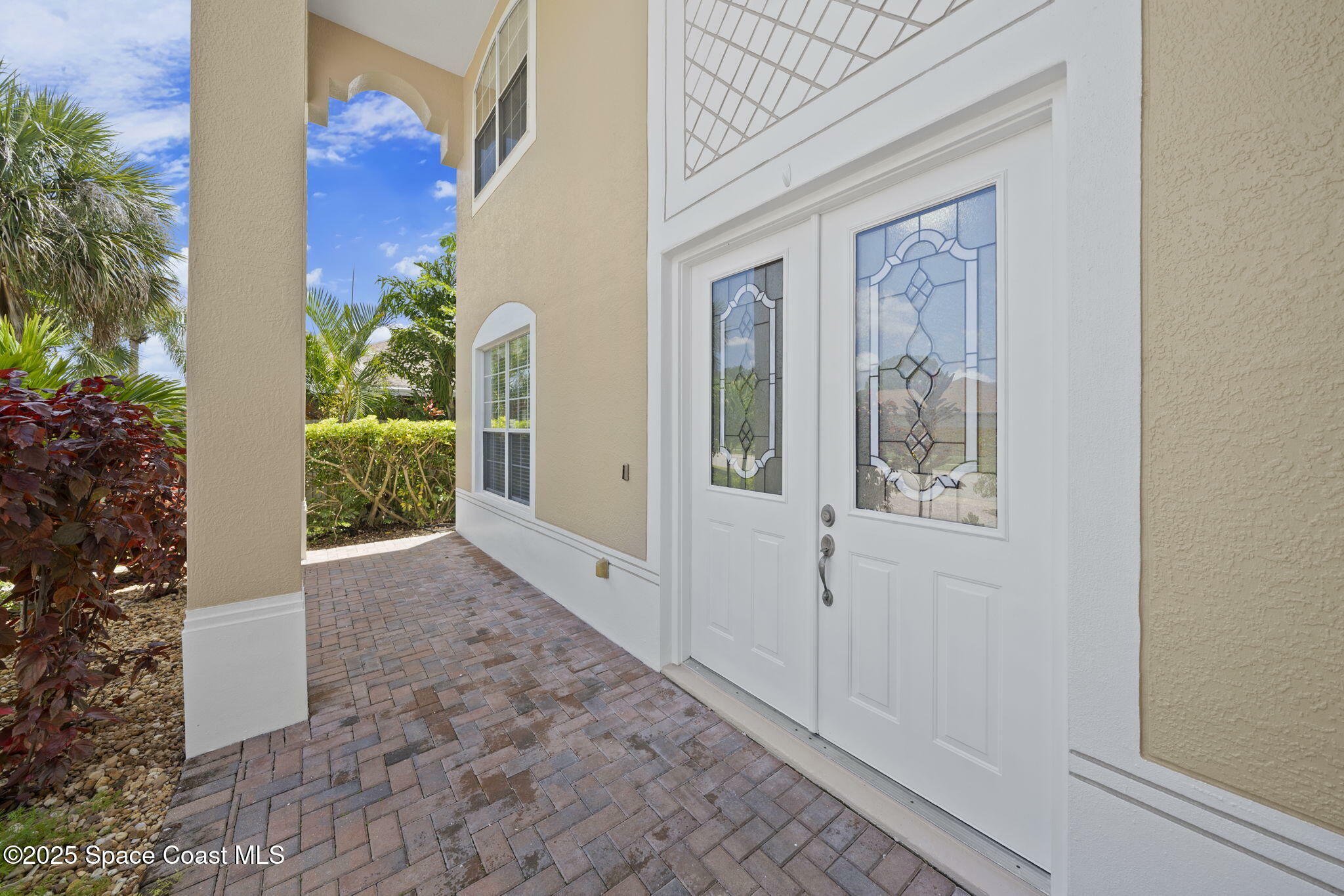 Property Photo: 504 Glenbrook Circle FL 32955