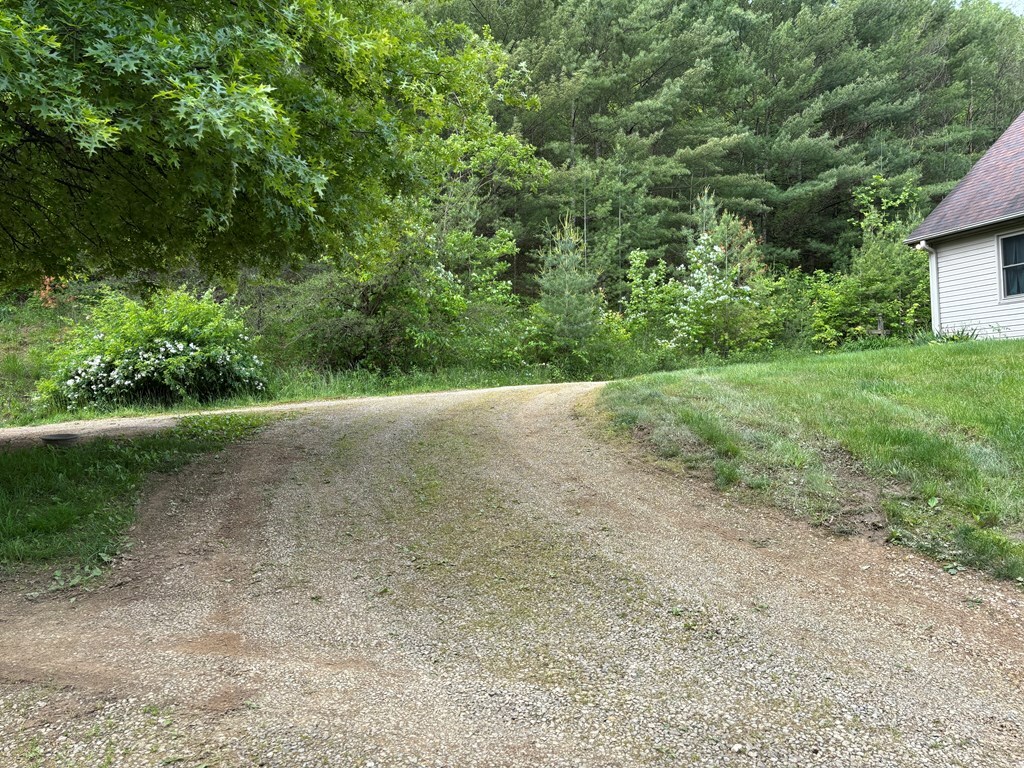 Property Photo: 2120 Spud Run Road OH 45601