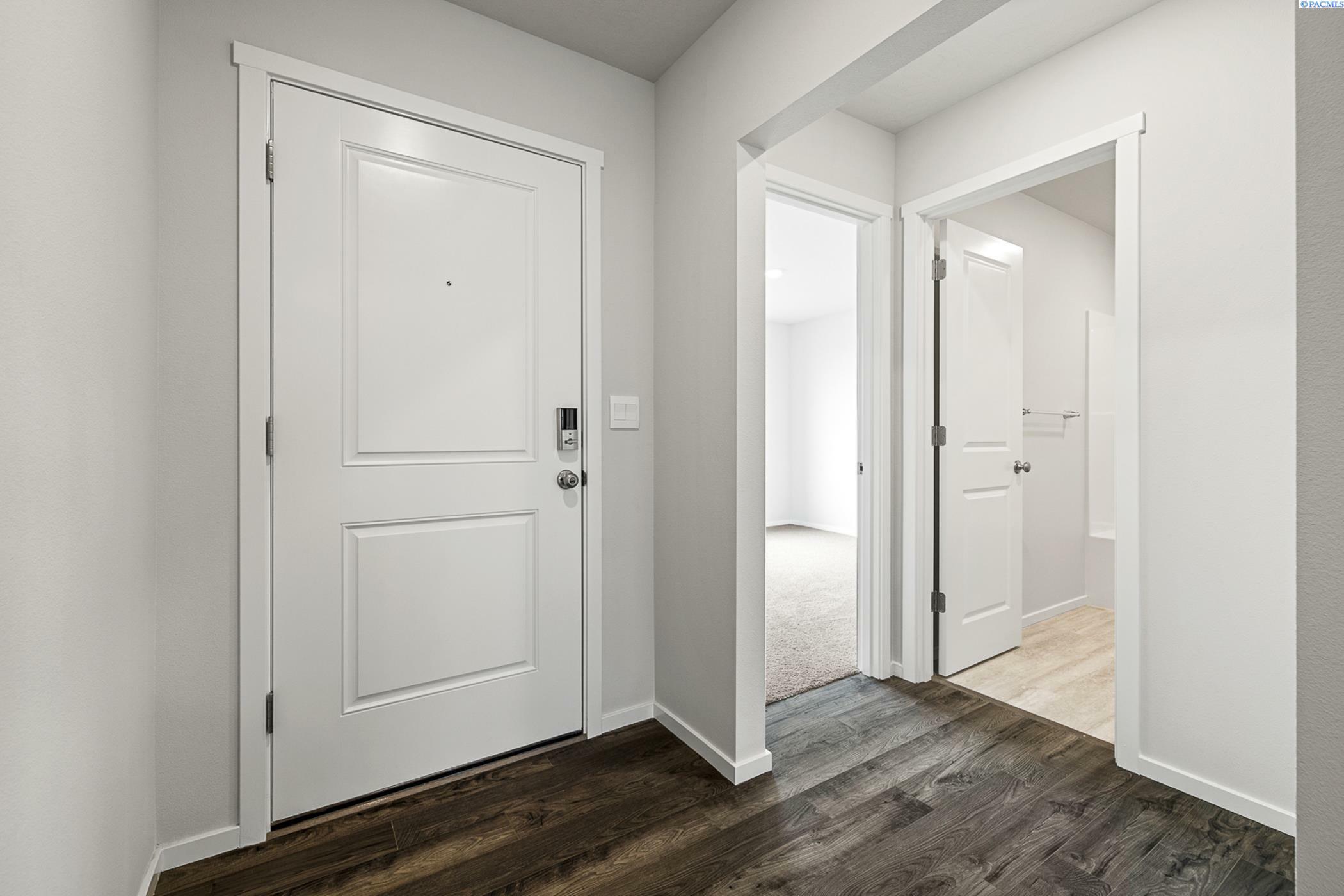 Property Photo: 11220 Dunsmuir WA 99301