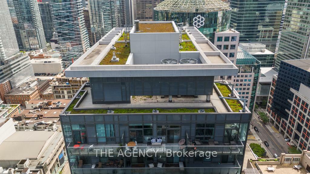 Property Photo: 8 Mercer Street 3305 ON M5V 0C4