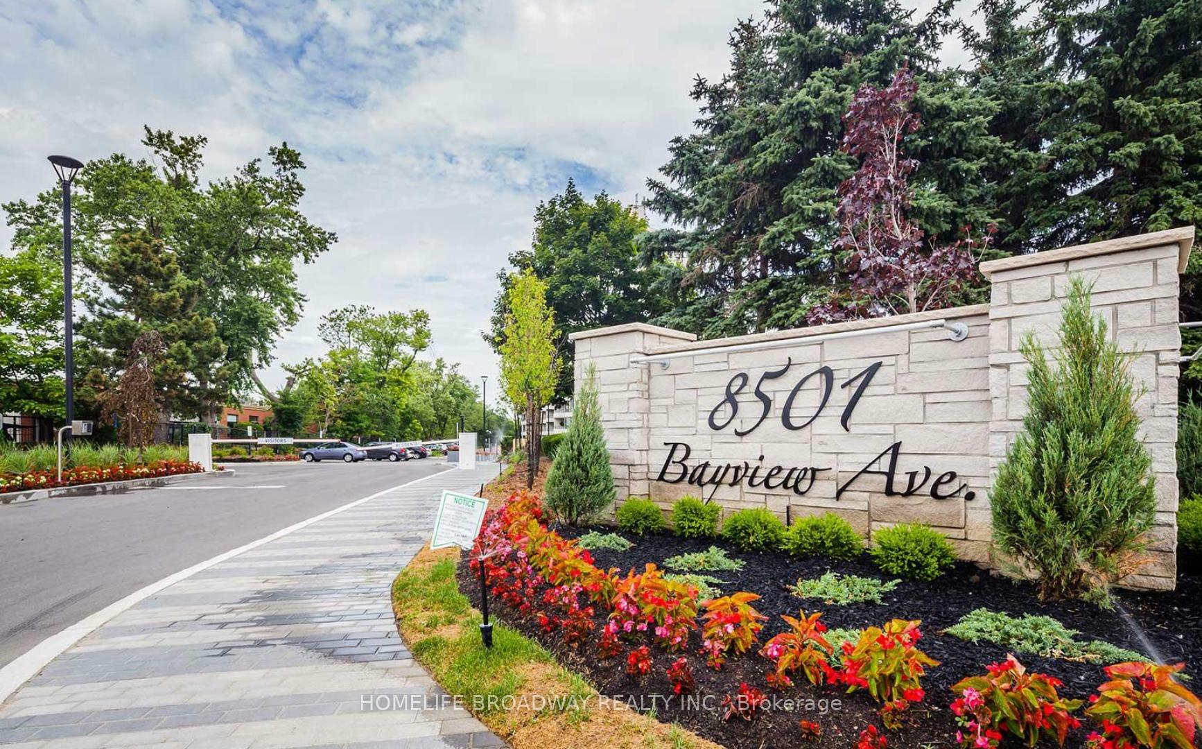 Property Photo: 8501 Bayview Avenue 508 ON L4B 3J7