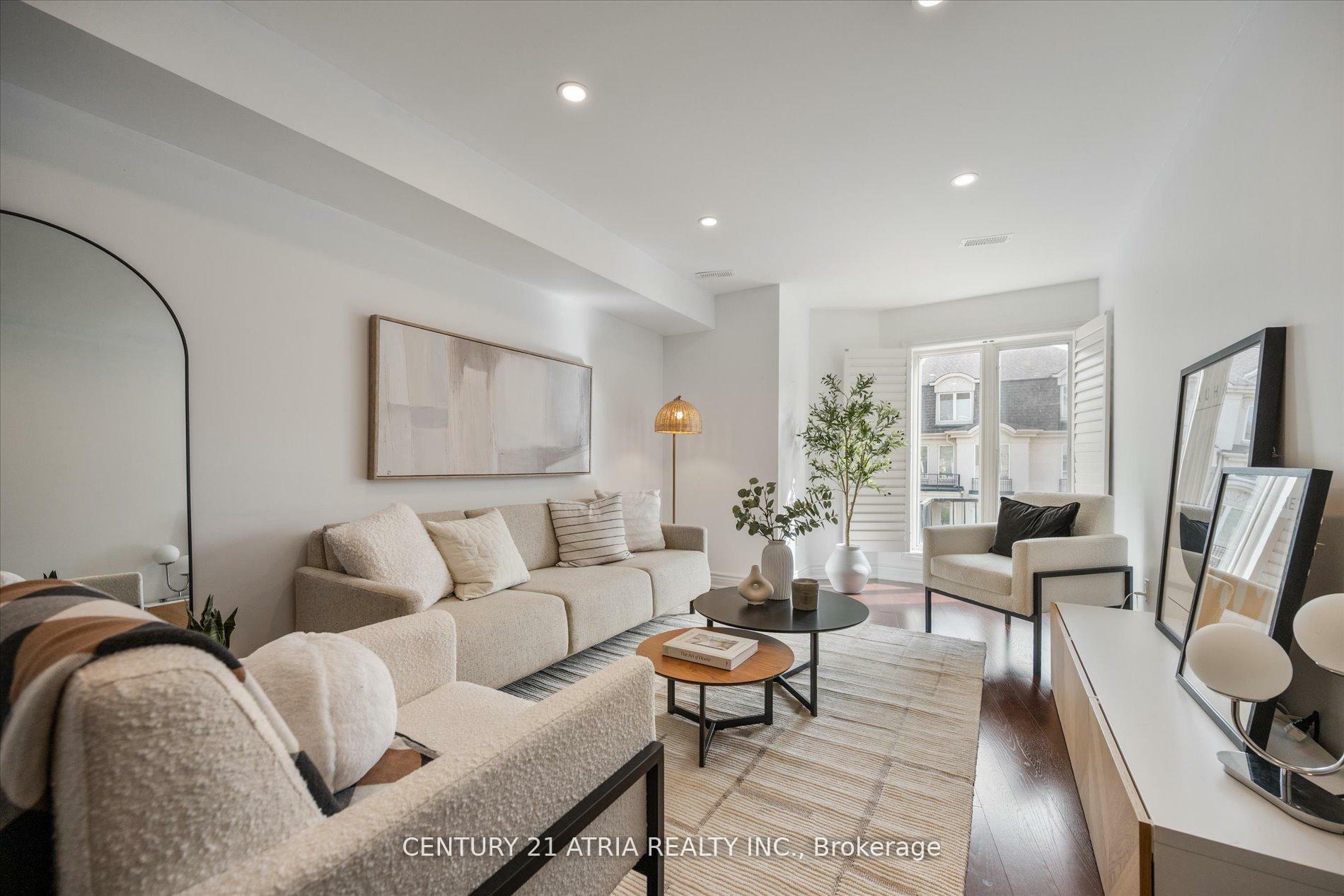 Property Photo: 291 David Dunlap Circle ON M3C 4B9