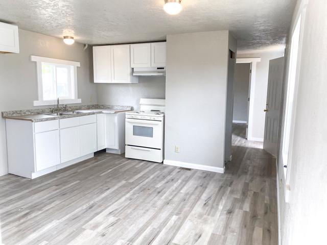 Property Photo: 425 N Esquire Pkwy UT 84513