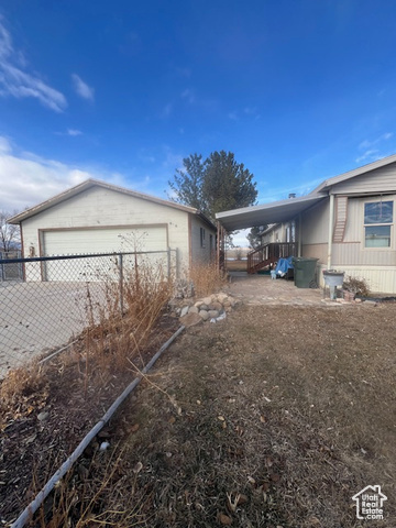 Property Photo: 415 E 100 N UT 84521