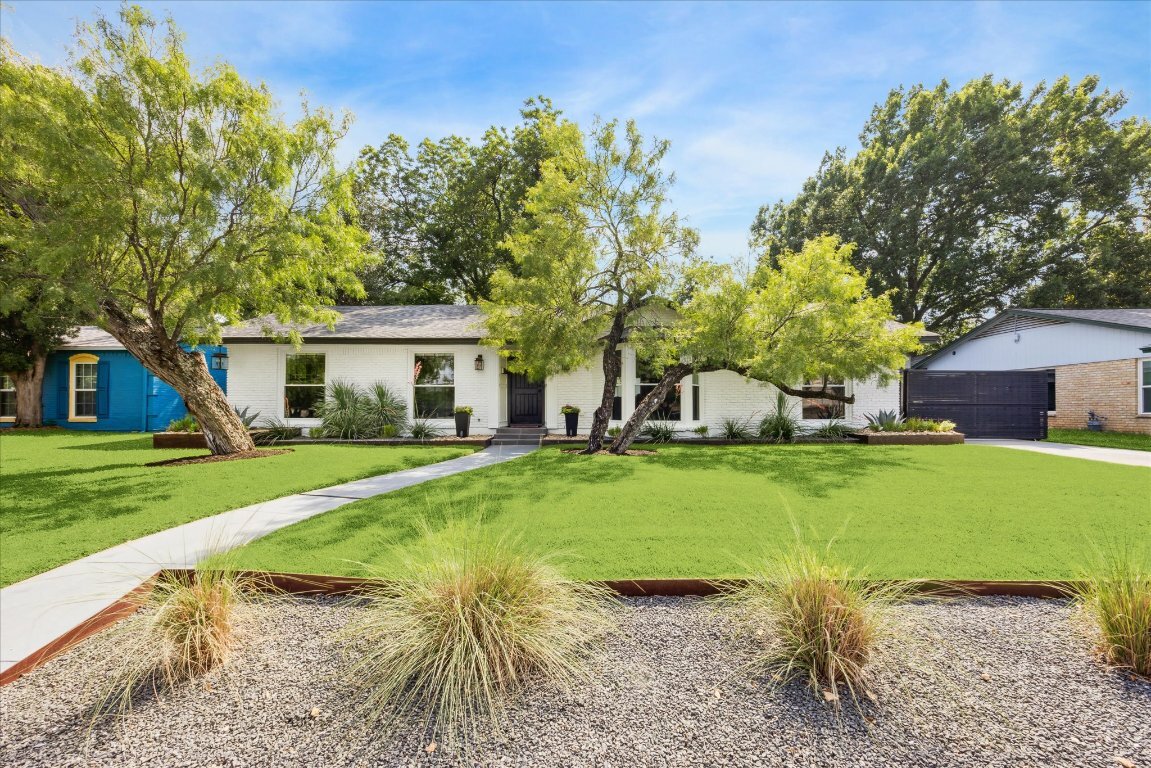 5808 Marilyn Drive  Austin TX 78757 photo