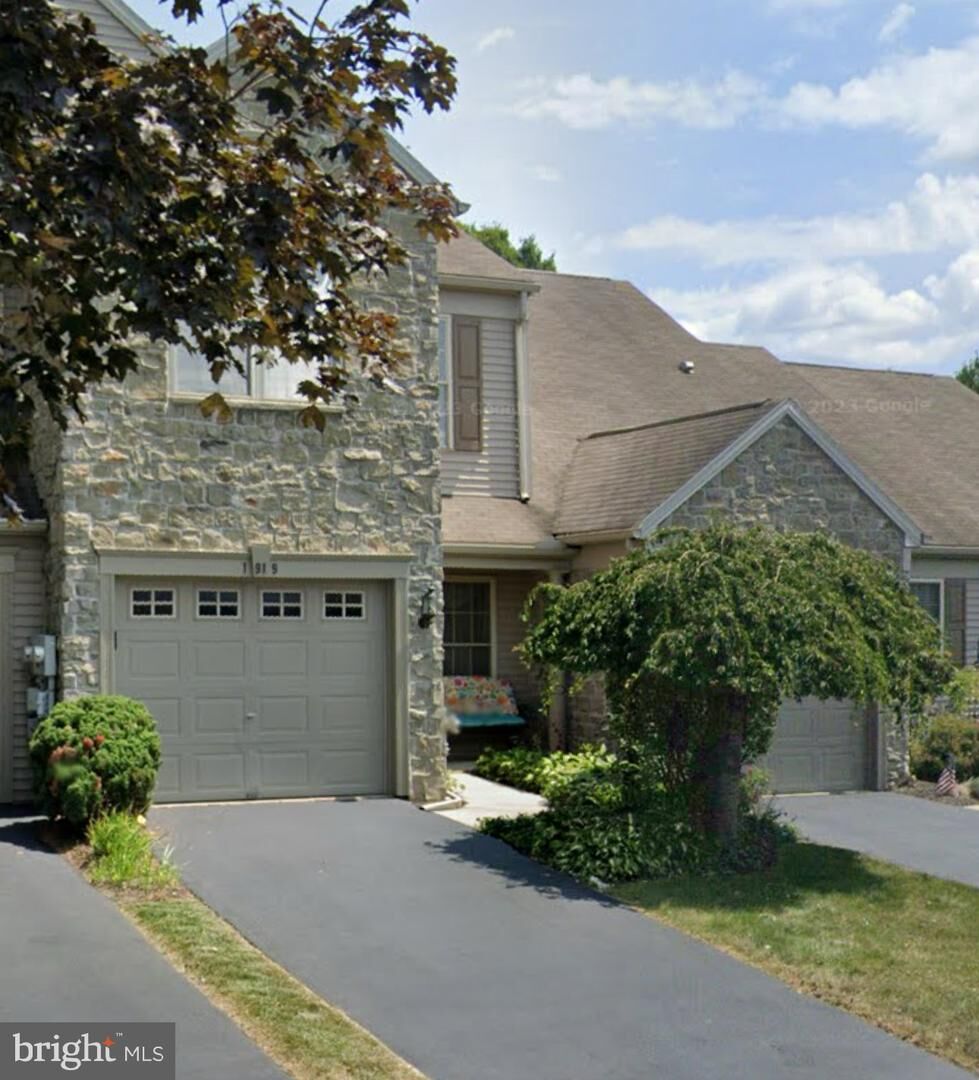 Property Photo: 1919 Limestone Drive PA 17036