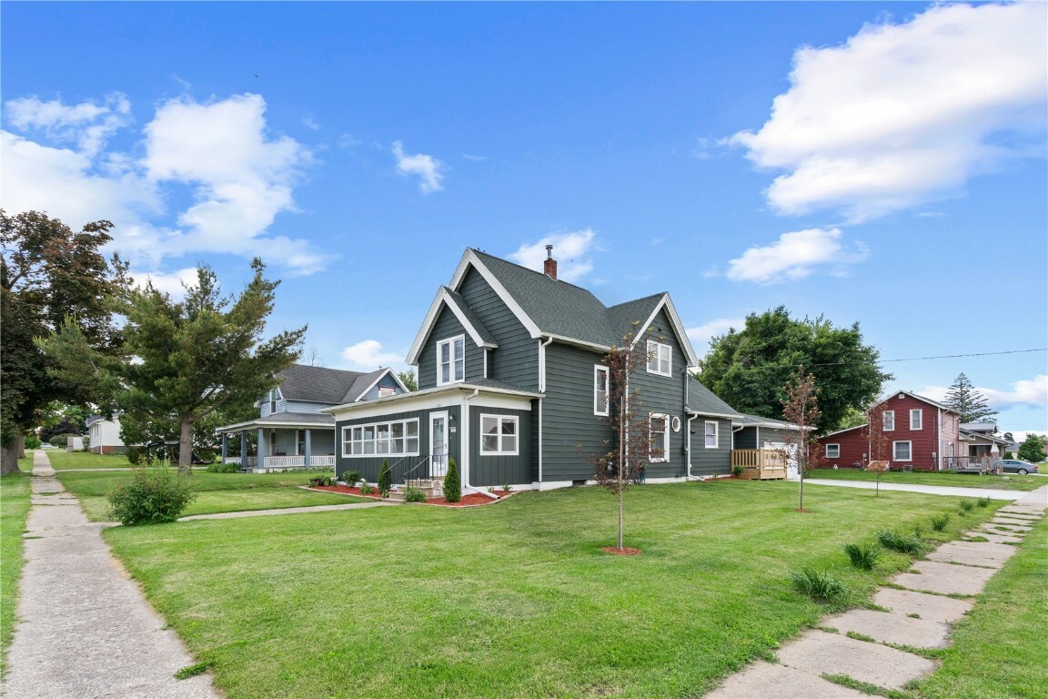 Property Photo: 101 2nd Avenue IA 52315