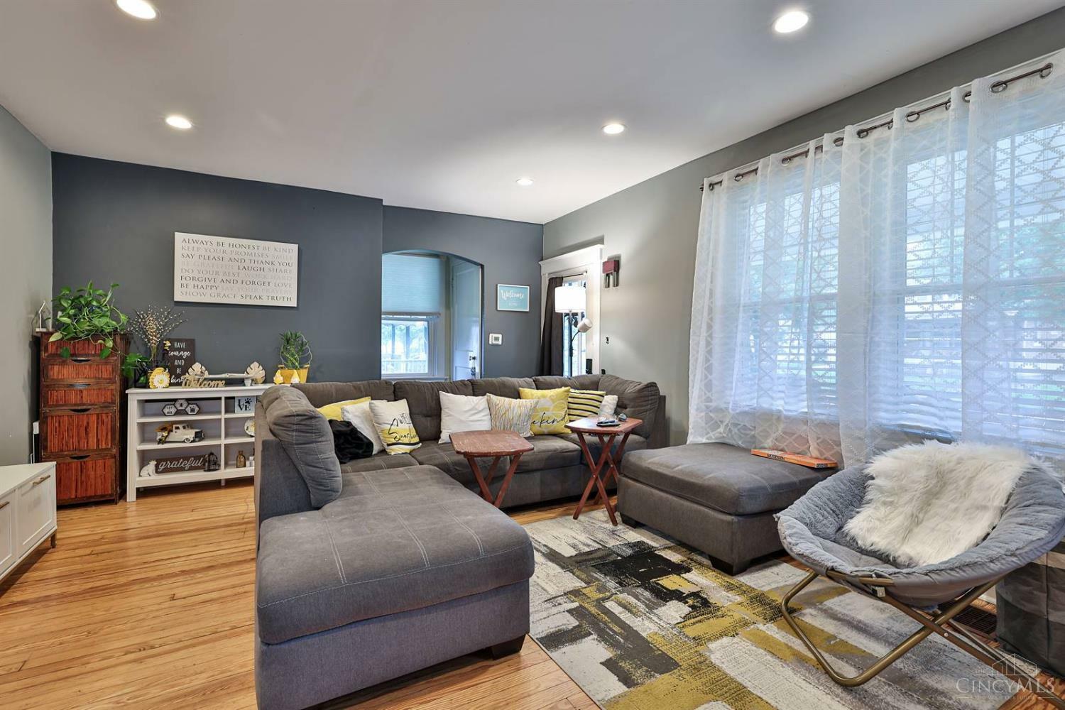 Property Photo: 41 Hereford Street OH 45216