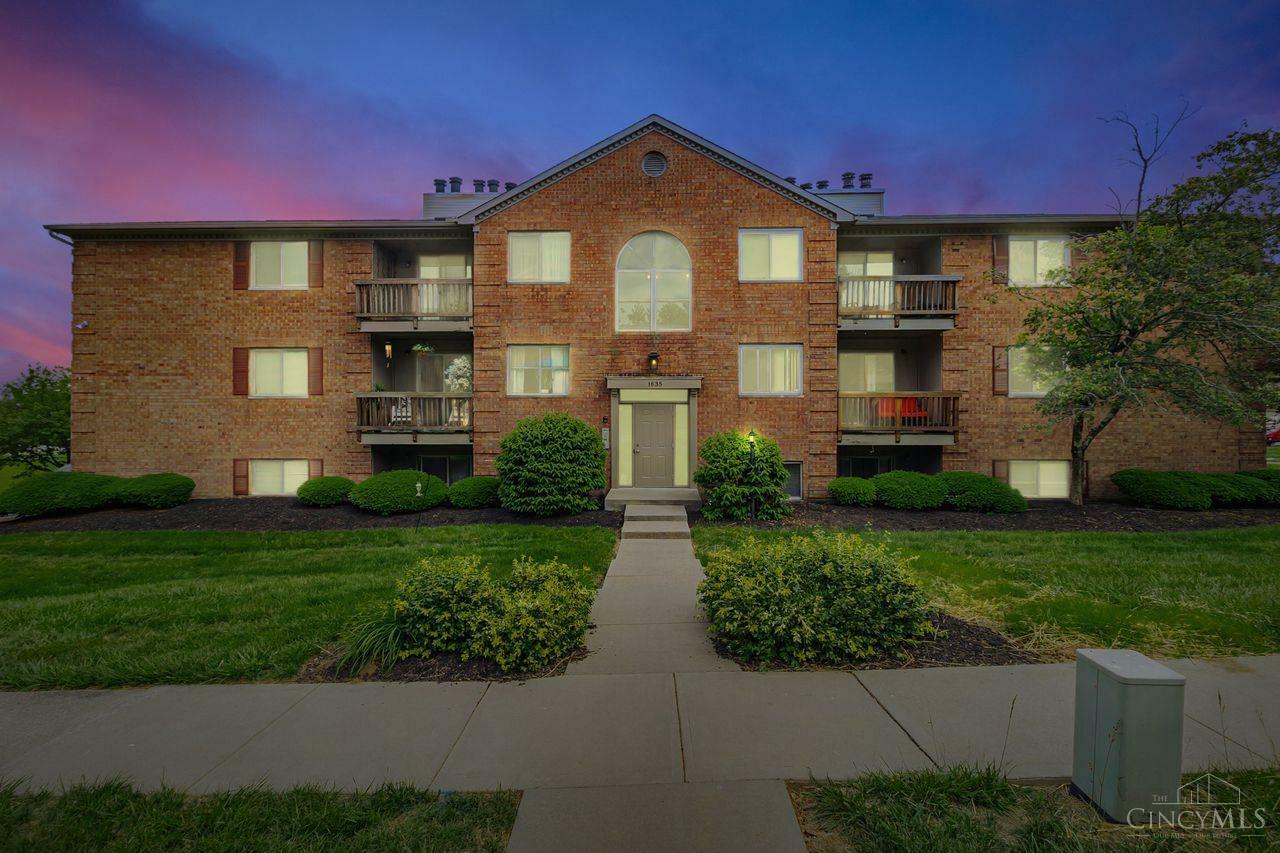 Property Photo: 1635 Gelhot Drive OH 45014