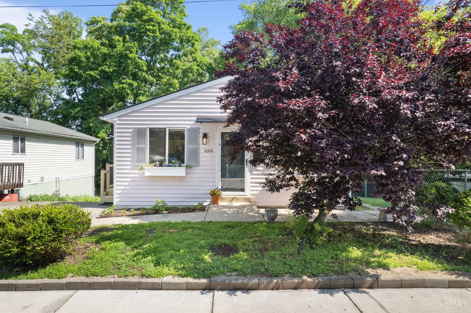 Property Photo: 6008 Eleanor Street OH 45227