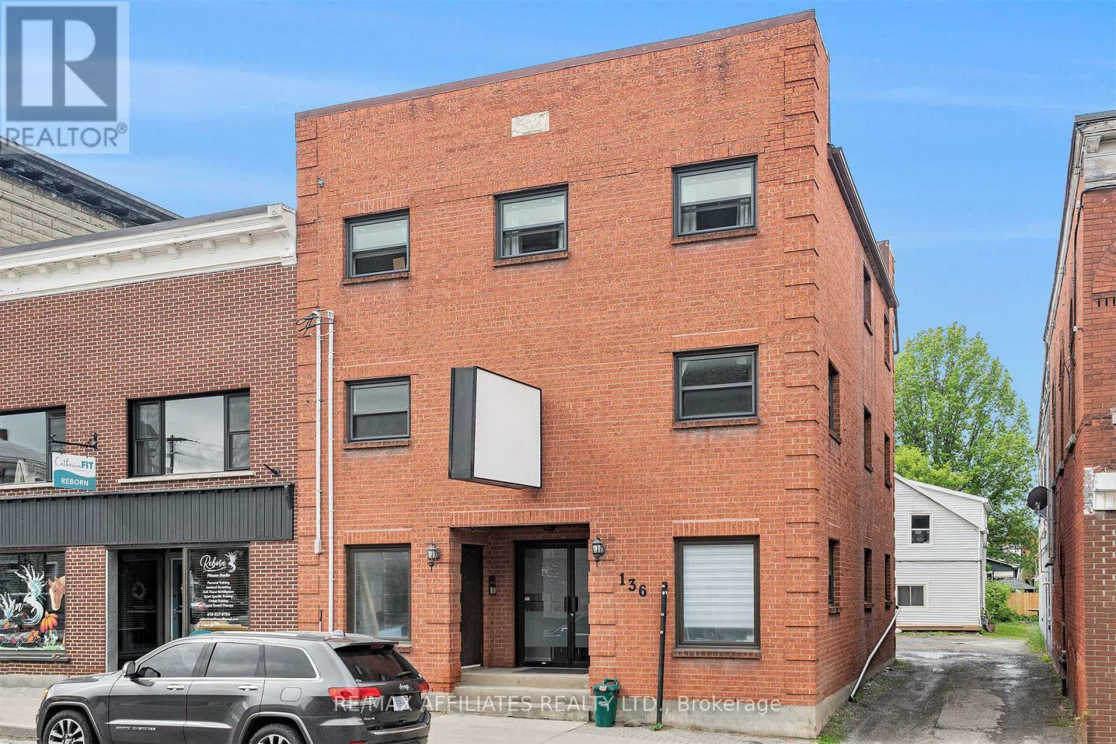 136 Prescott Street B  North Grenville ON K0G 1J0 photo