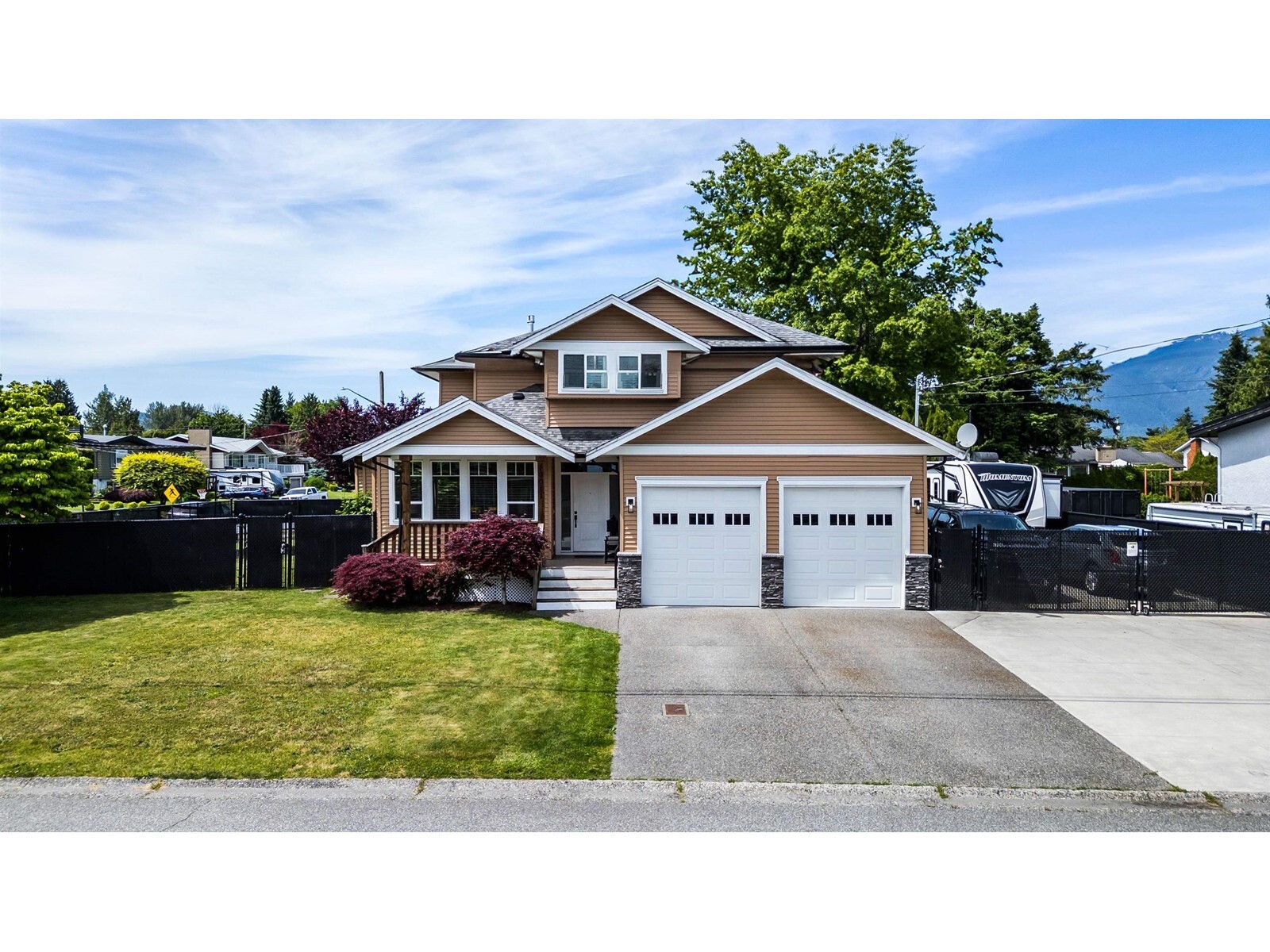 Property Photo: 10011 Killarney Drive BC V2P 5P7