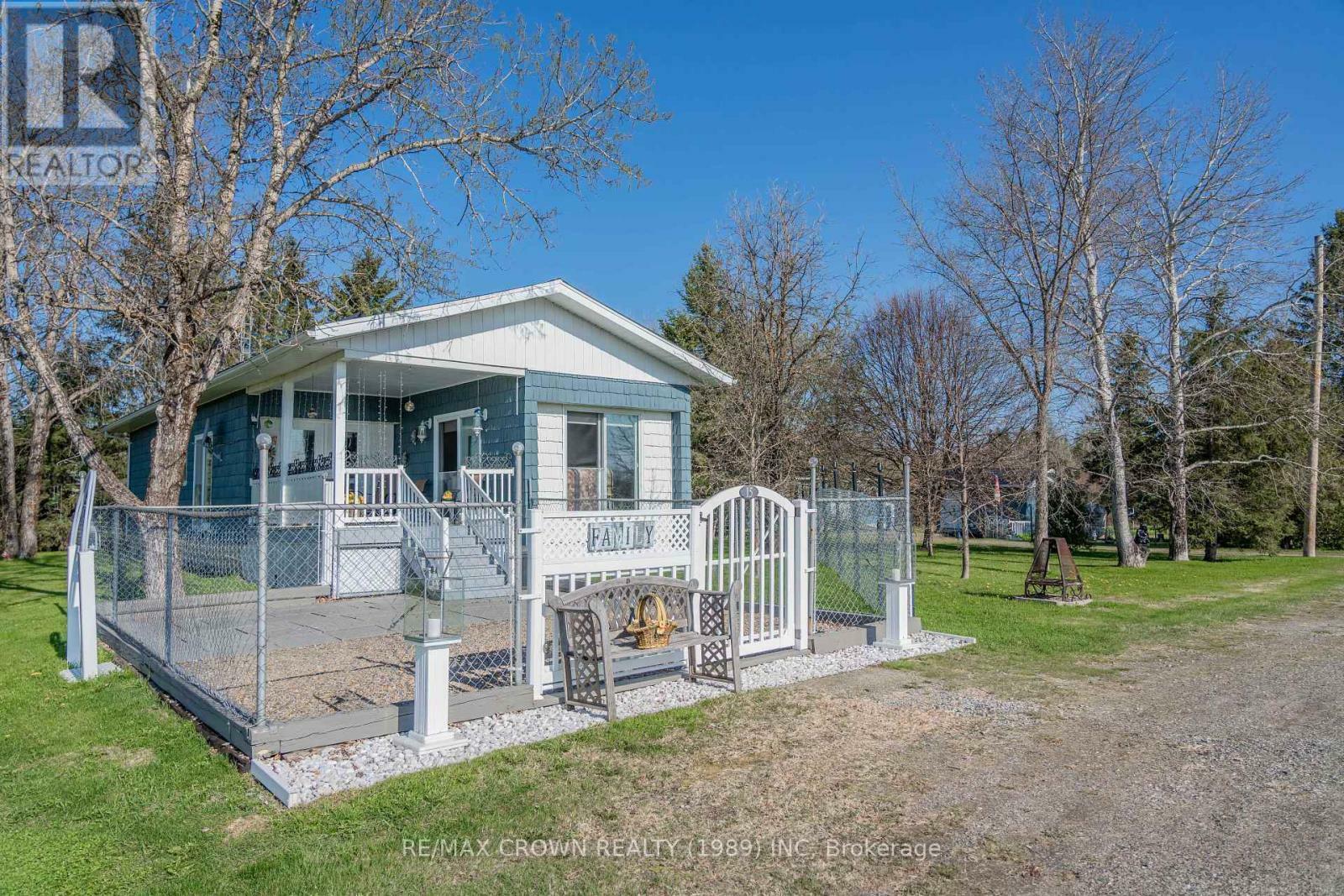Property Photo:  15 Bernard Street  ON P0L 1Z0 