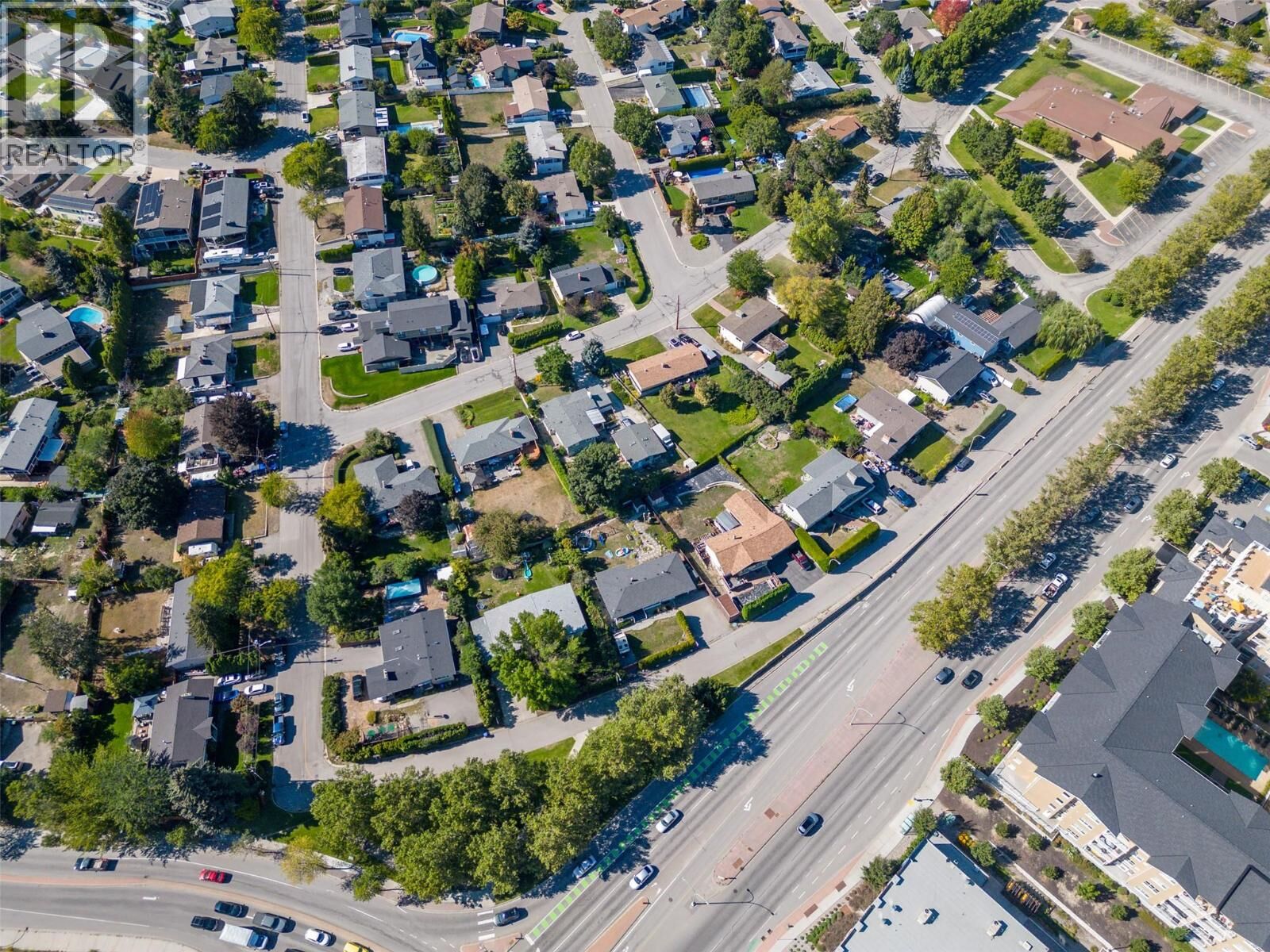 Property Photo: 706 Glenmore Drive BC V1Y 4N8
