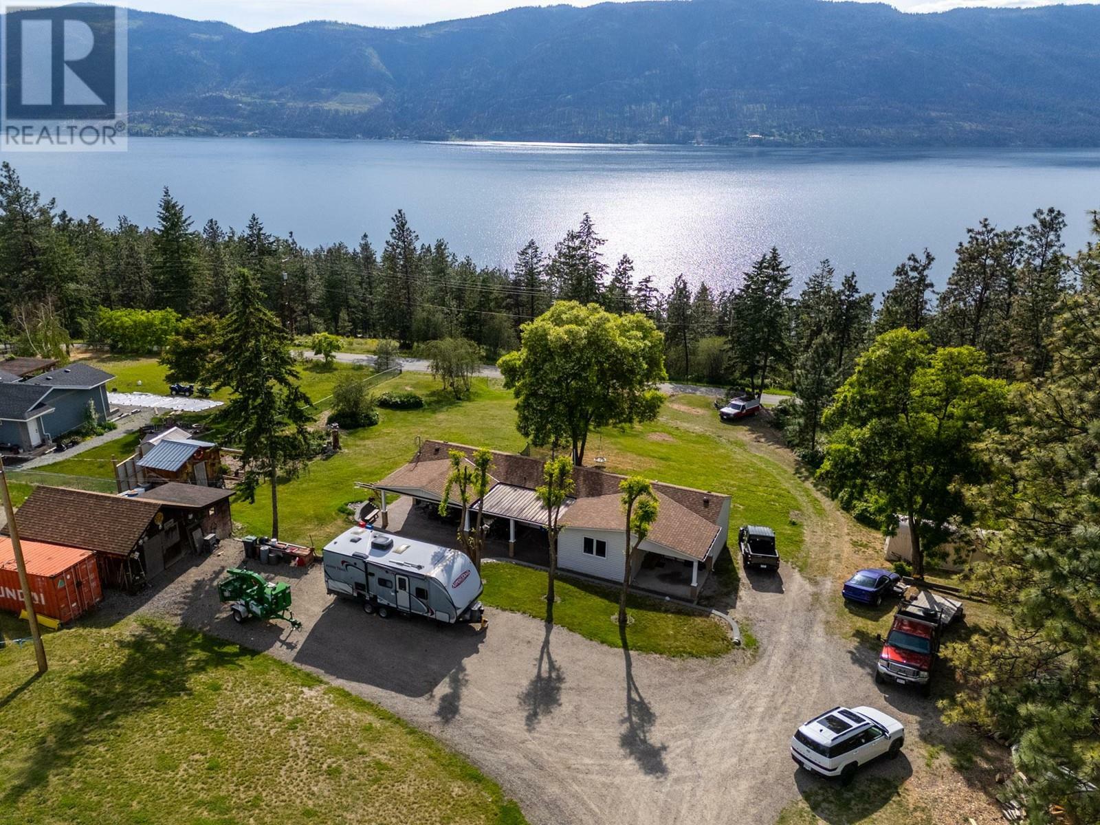 5574 Stubbs Road  Lake Country BC V4V 1N1 photo