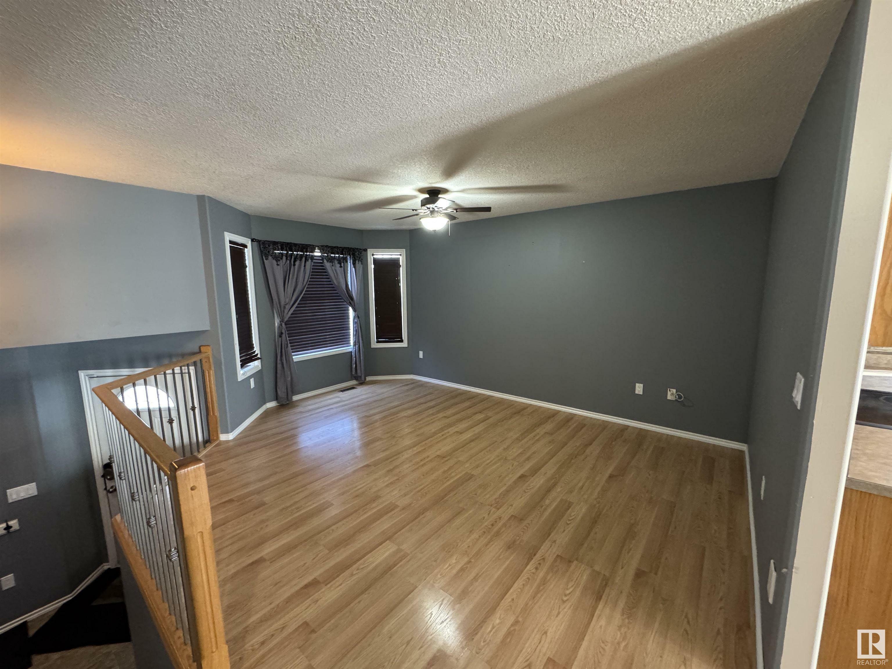 Photo de la propriété: 5741 48 Avenue AB T0A 3A1